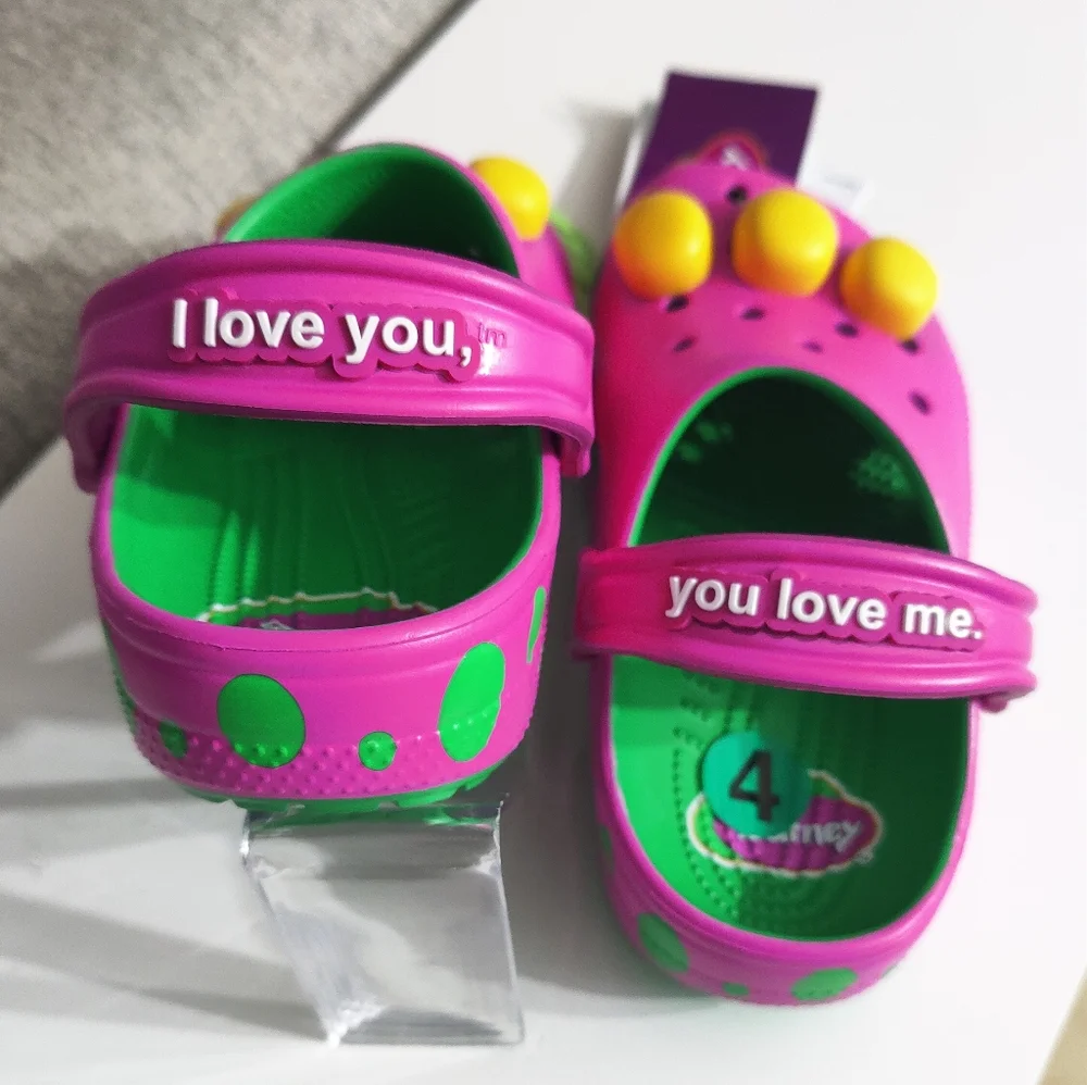 Crocs Kids' Barney Classic Clog Limited Edition Big Kids Size J4 New‎ With Tags